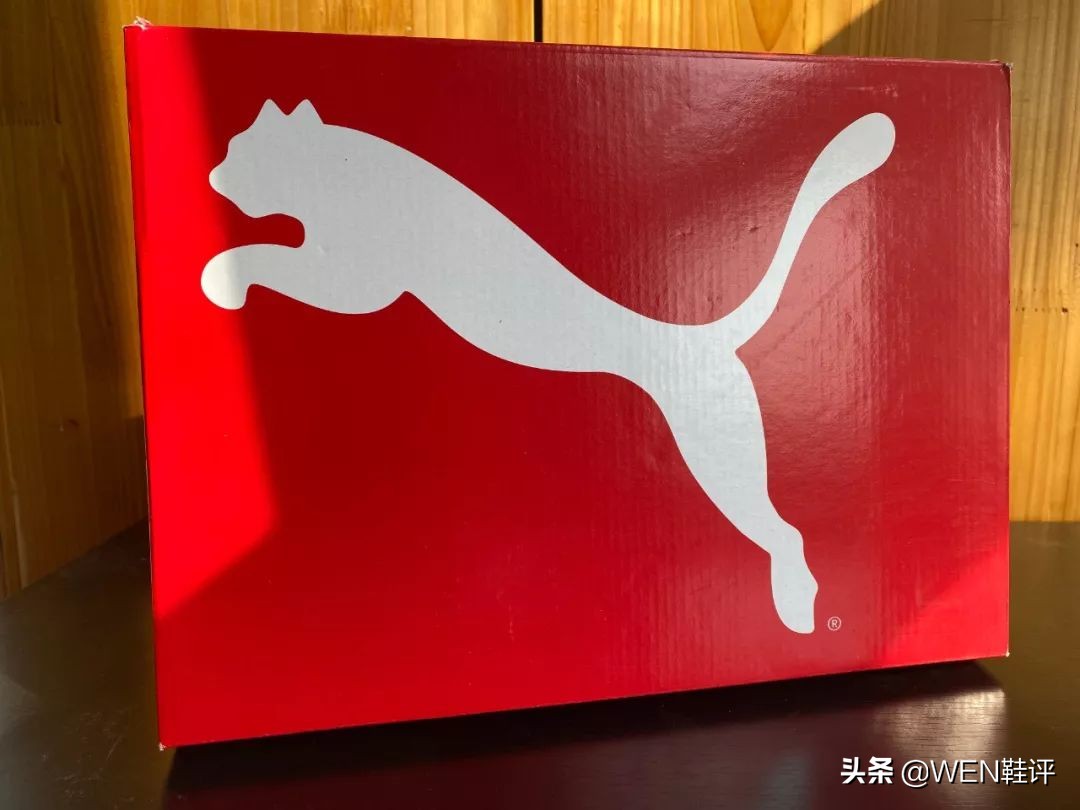 pumafuture足球场,pumafuture4.1荧光绿