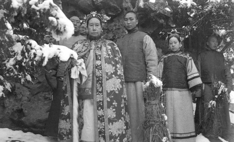 世界上最节俭的女人,世界上最败家女人