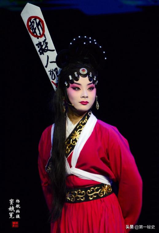 窦娥的死与老百姓无关，为什么要咒三年大旱六月飞雪，殃及百姓？