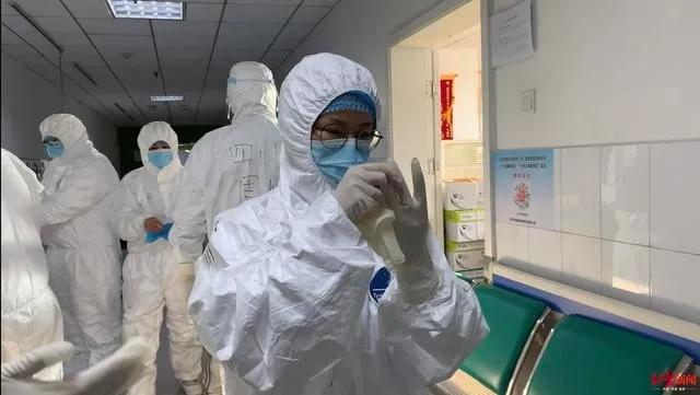 记住这50张面孔，不仅仅因为感动……