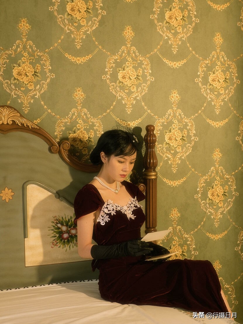 花落夕阳，几时休？陌路潇湘，几轮回？