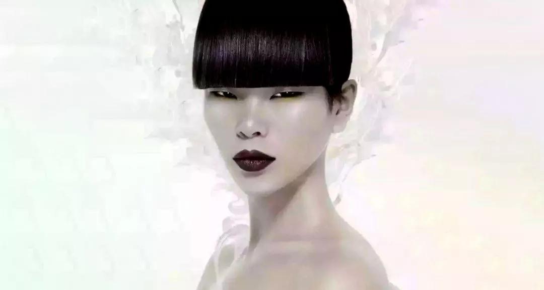 吕燕这么丑为何会成为超模,名模吕燕的长相