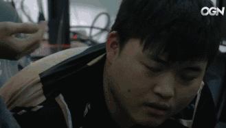 网瘾少年身价3亿,23岁网瘾小伙