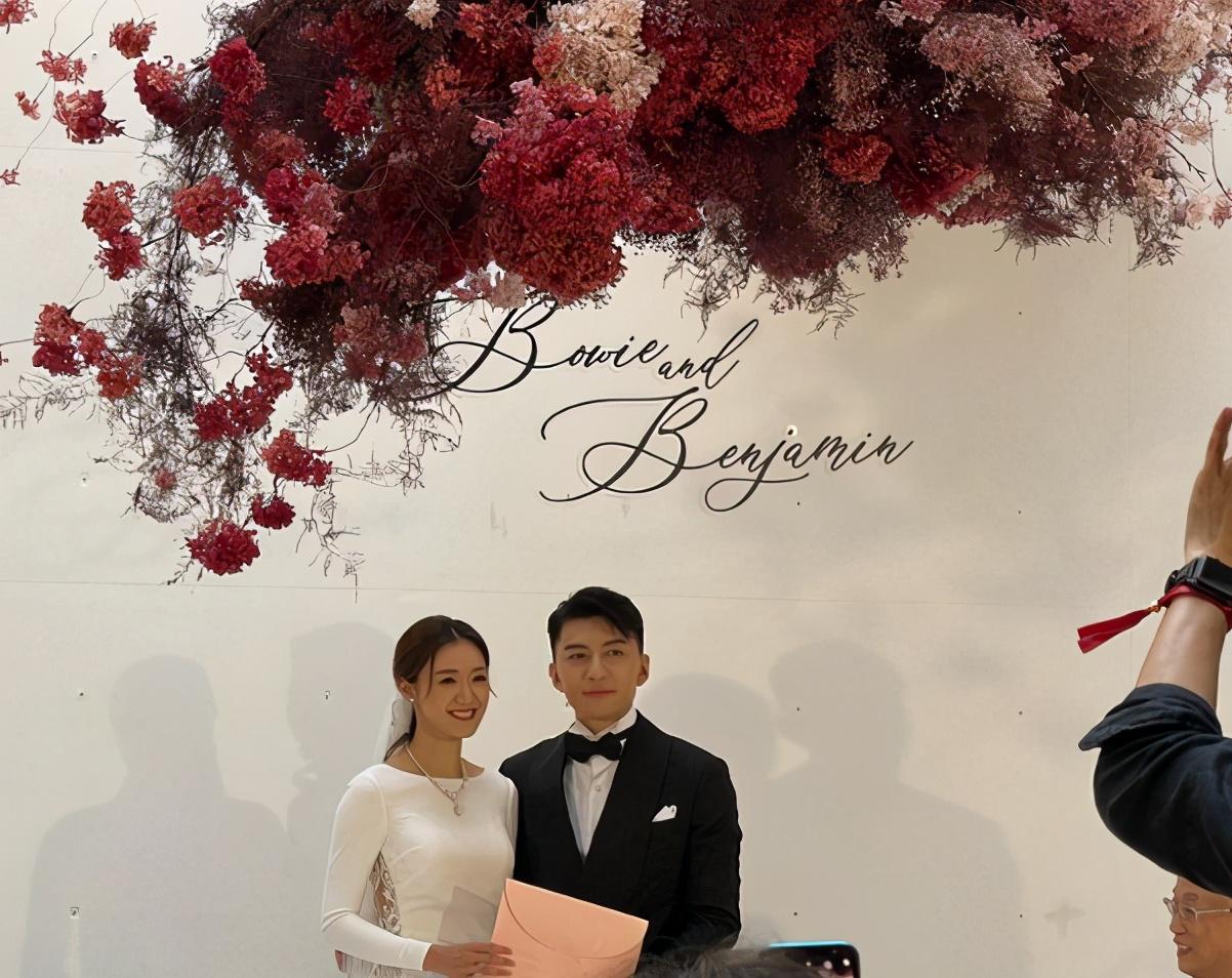 都在离婚？网红黑料、浪子回头，其实今年结婚的9对明星夫妻很甜