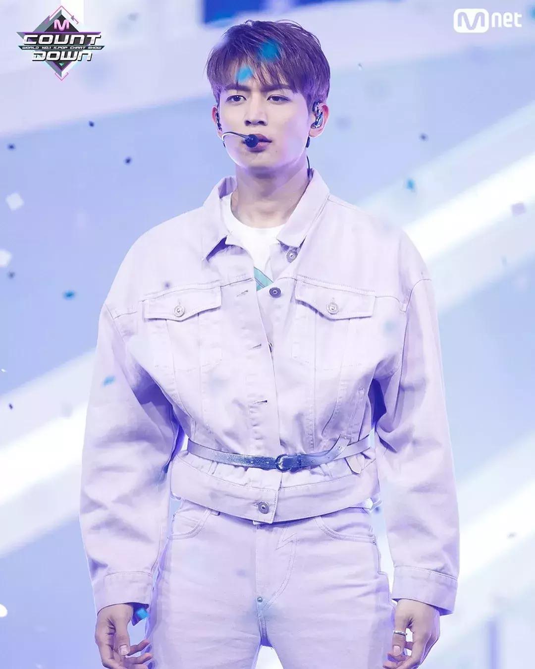 李宇春，吴青峰，王俊凯都在穿的韩国潮牌Pushbutton！