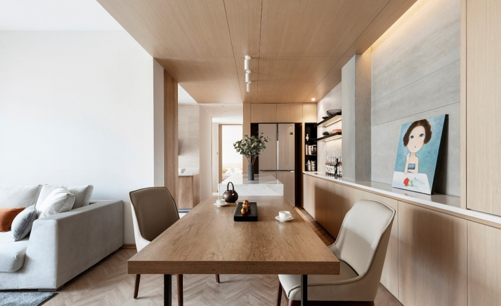 餐桌圆桌和方桌哪个更好看,餐桌方桌和圆桌怎么选