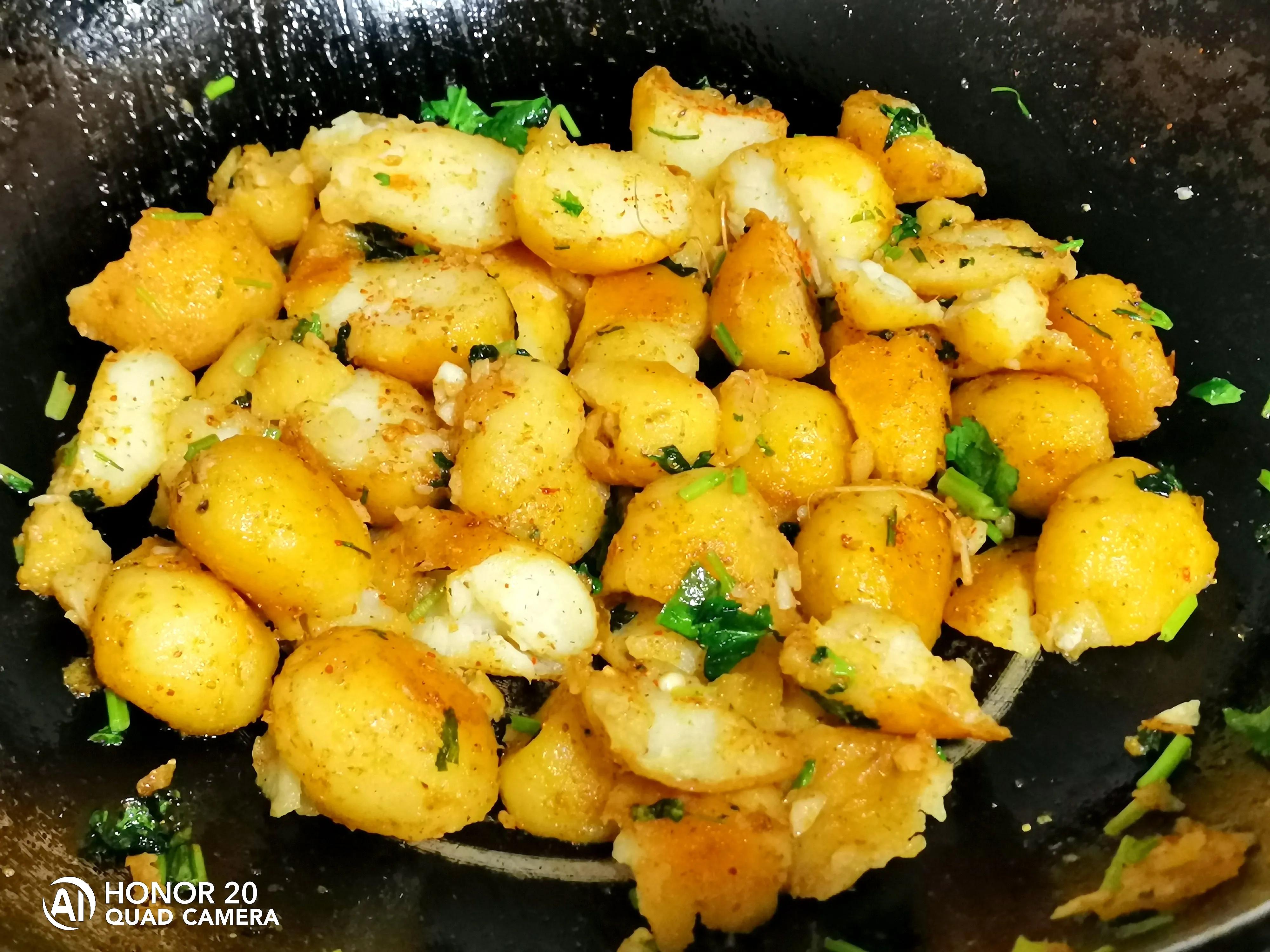 剩下来的炕土豆怎么做好吃,重庆炕土豆家常做法