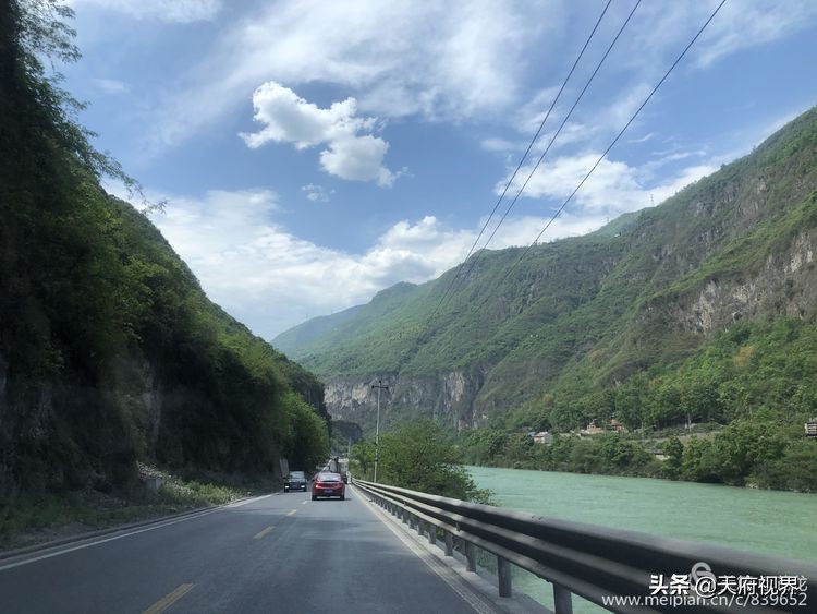 中国百慕大黑竹沟了解一下,穿越黑竹沟揭秘中国百慕大