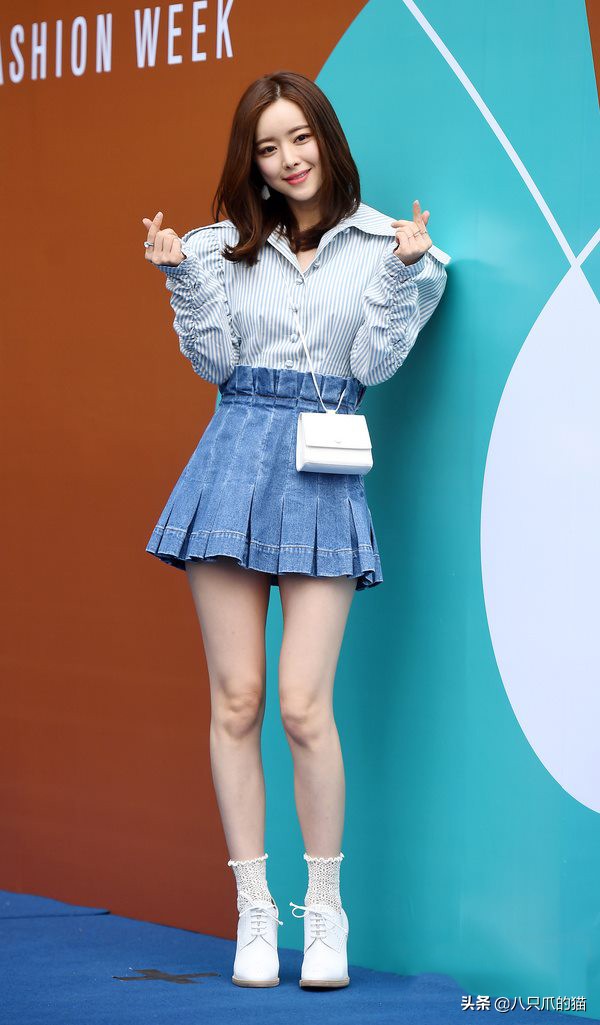 你的衣柜不止缺一条连衣裙,你的衣柜里还差一套衣服