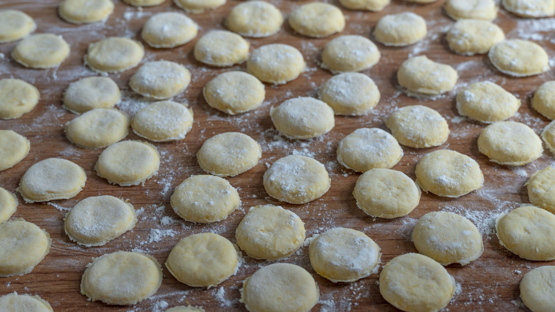 12种饼的做法，每一种都超好吃，学会后在家做，比买得更香更实惠