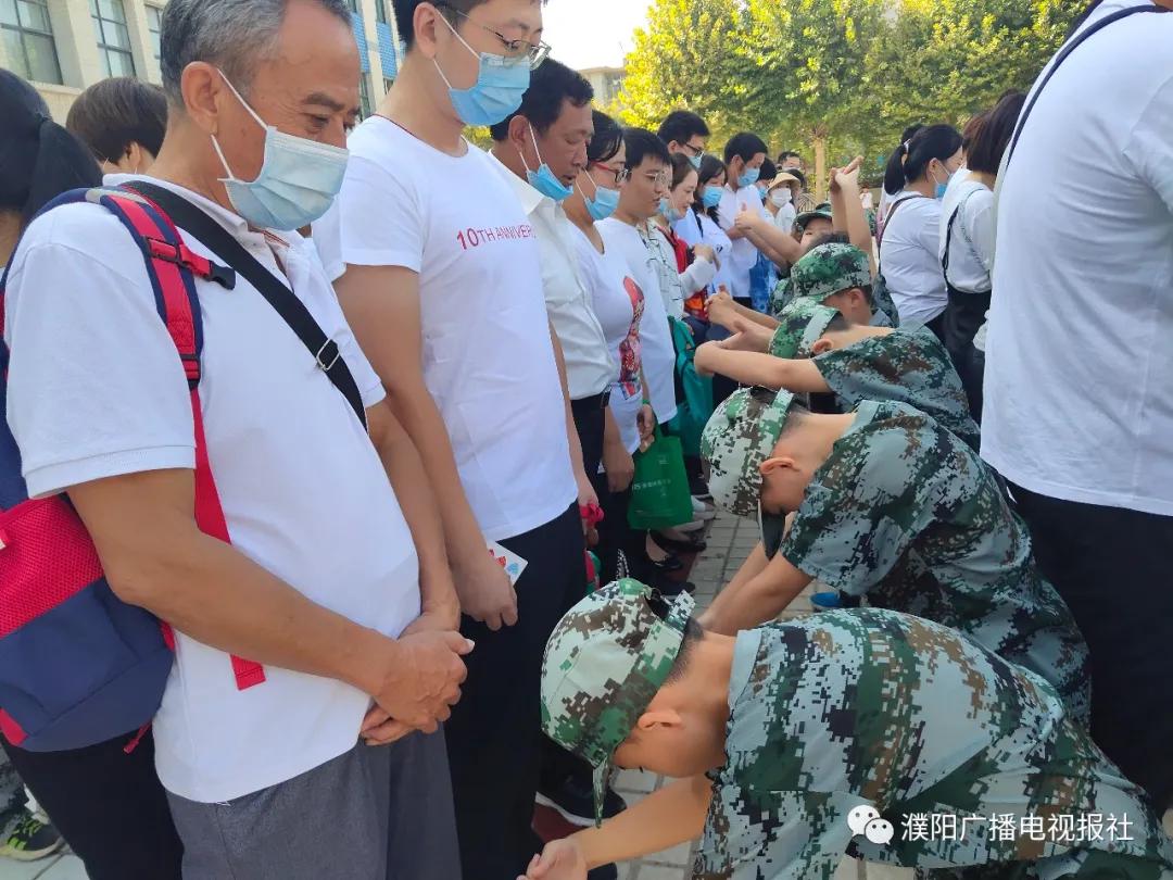 濮阳市油田第一小学2019届9班,濮阳市油田第一小学六一
