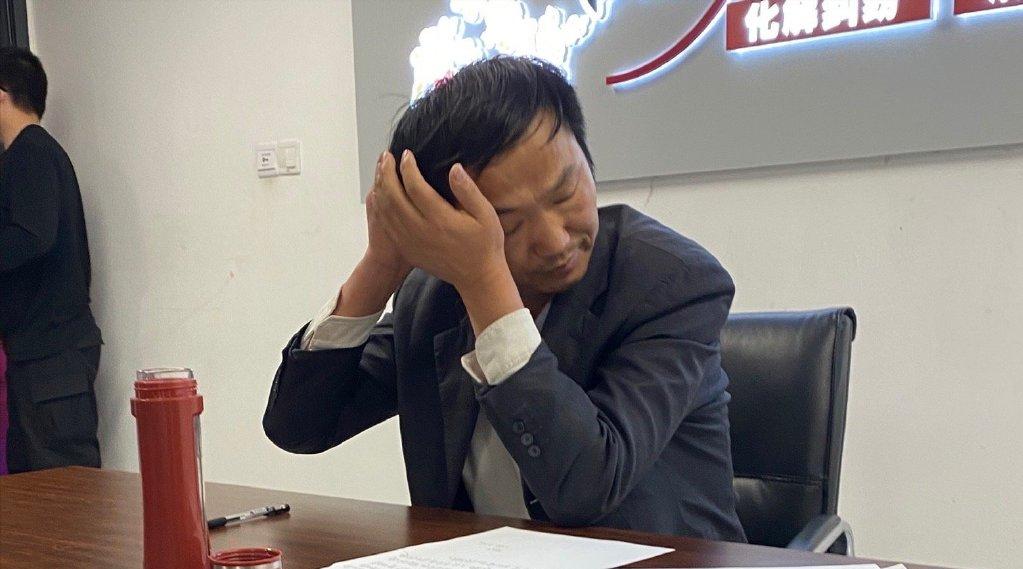 男子遭出租车司机性骚扰？该司机被永久封禁，男子却意外被网暴？