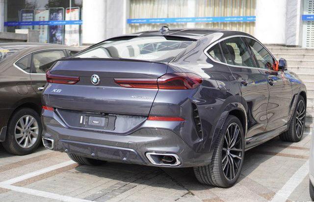 开路虎发现运动版的感受,开路虎揽胜运动看别的车