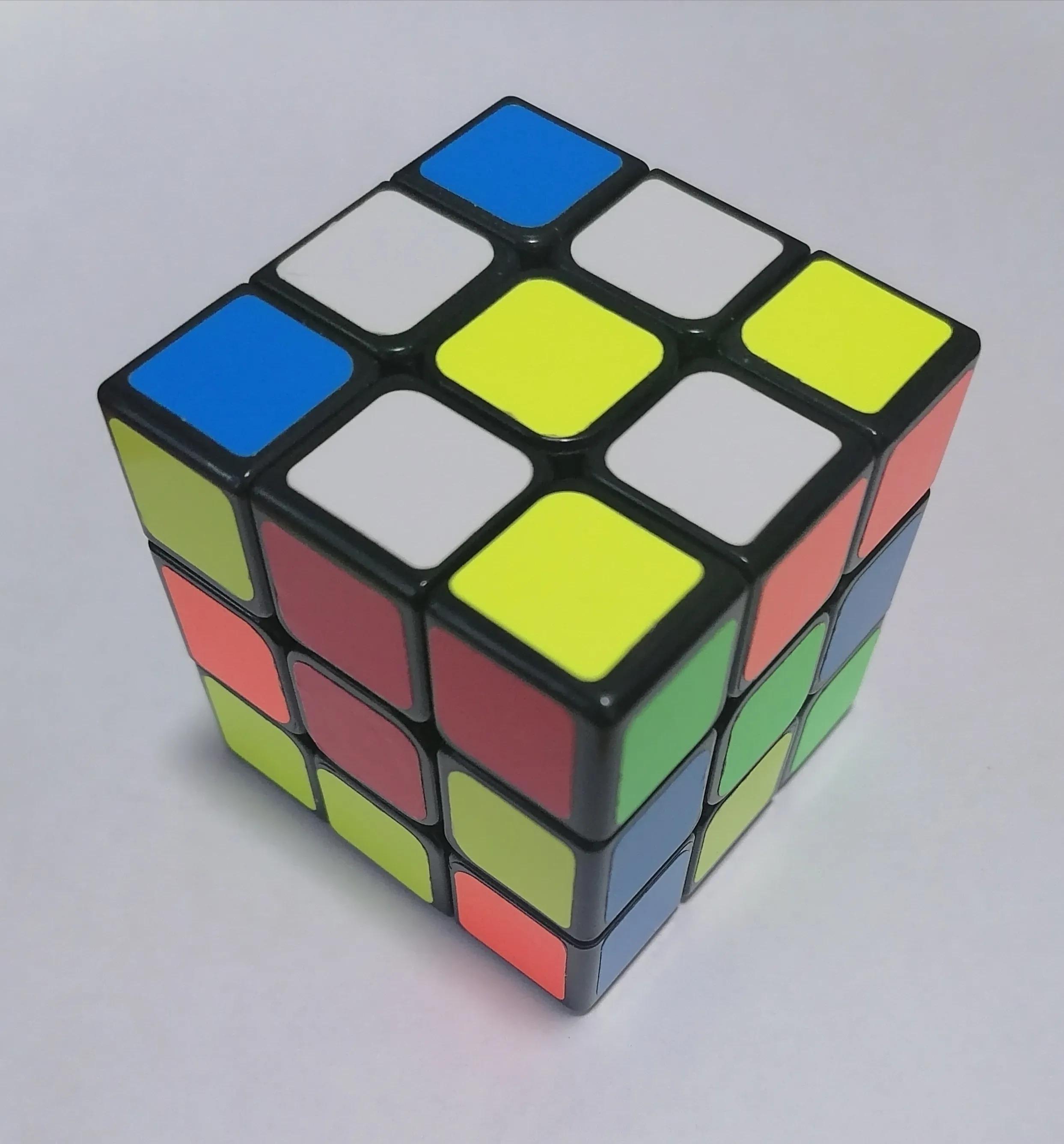 三阶魔方第一层复原最详细步骤,立方体魔方还原方法最简单