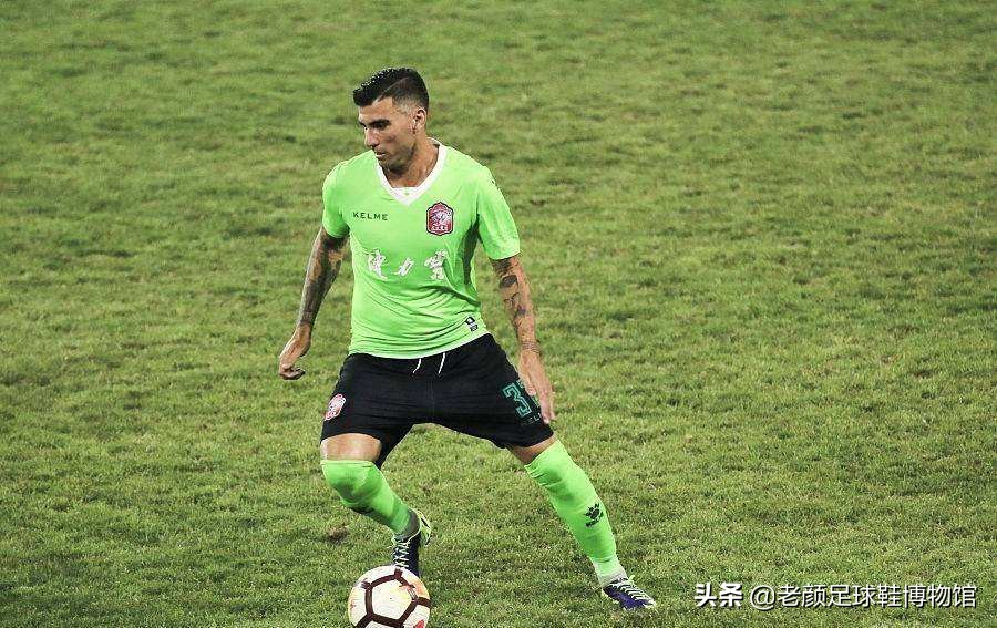 悲伤笼罩,悲伤笼罩巴黎