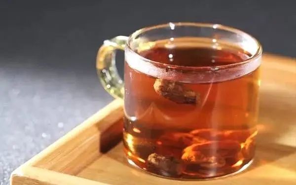 28岁女子查出宫颈癌的4个征兆,26岁女孩患有宫颈癌的原因