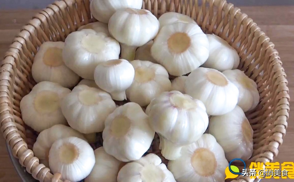 正宗糖醋蒜的腌制方法家常,糖醋蒜的正宗腌制方法