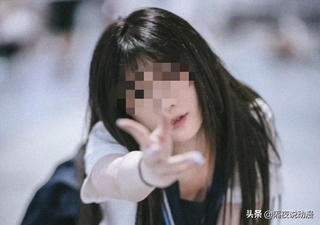 “福利姬”为何屡屡刷屏二次元？靠卖片月入万元，漫展是重灾区