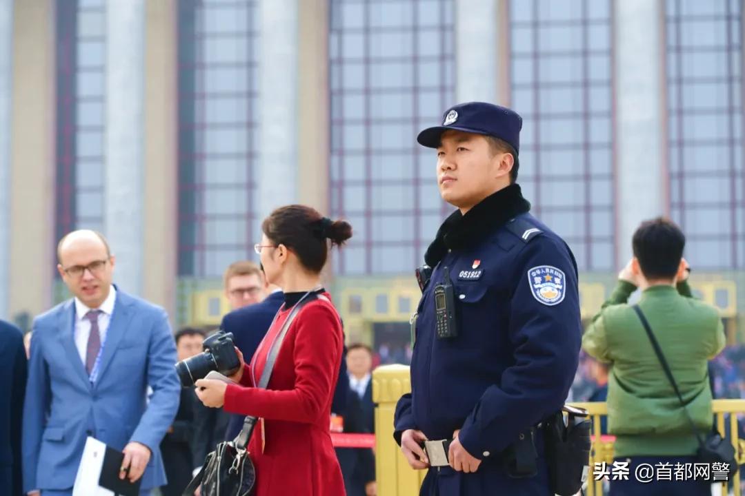 勇立潮头创辉煌,勇立潮头奋力谱写新篇章