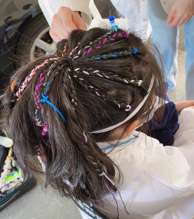 七彩脏辫王诗龄图片,王诗龄脏辫教学视频