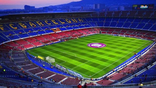 为什么中国那么少专业足球场,为什么专业足球场没有跑道