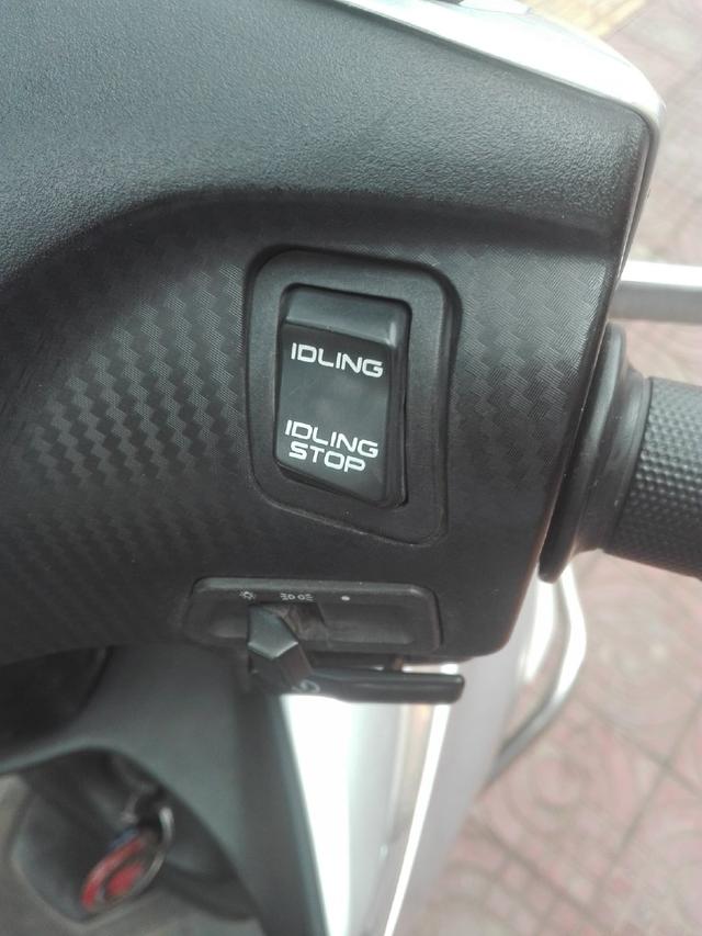 踏板车启动一下就熄火打不着火,踏板车电喷电启动滋滋响打不着