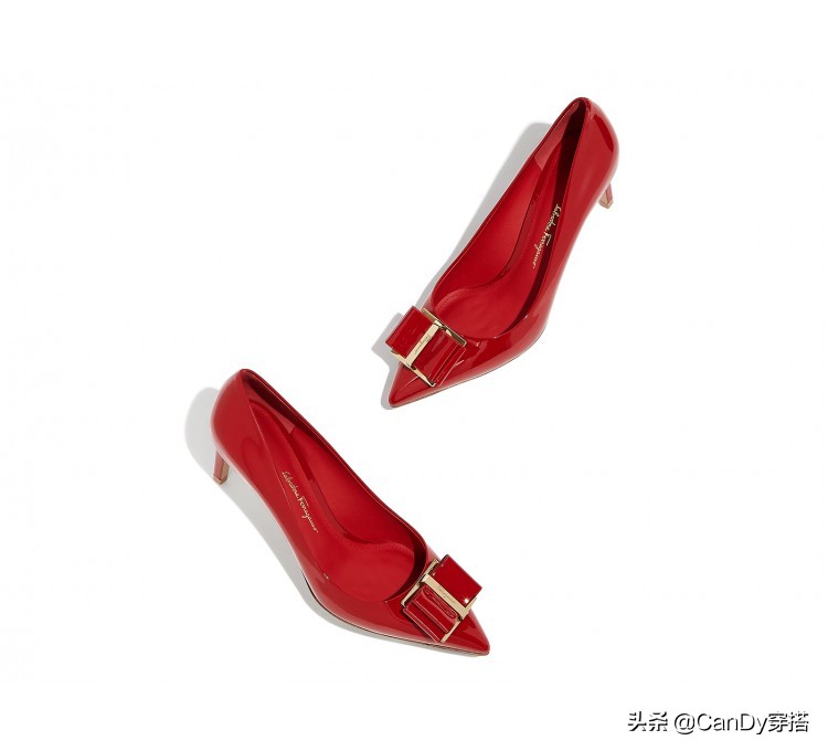 穿新衣迎新春,穿新衣拜大年