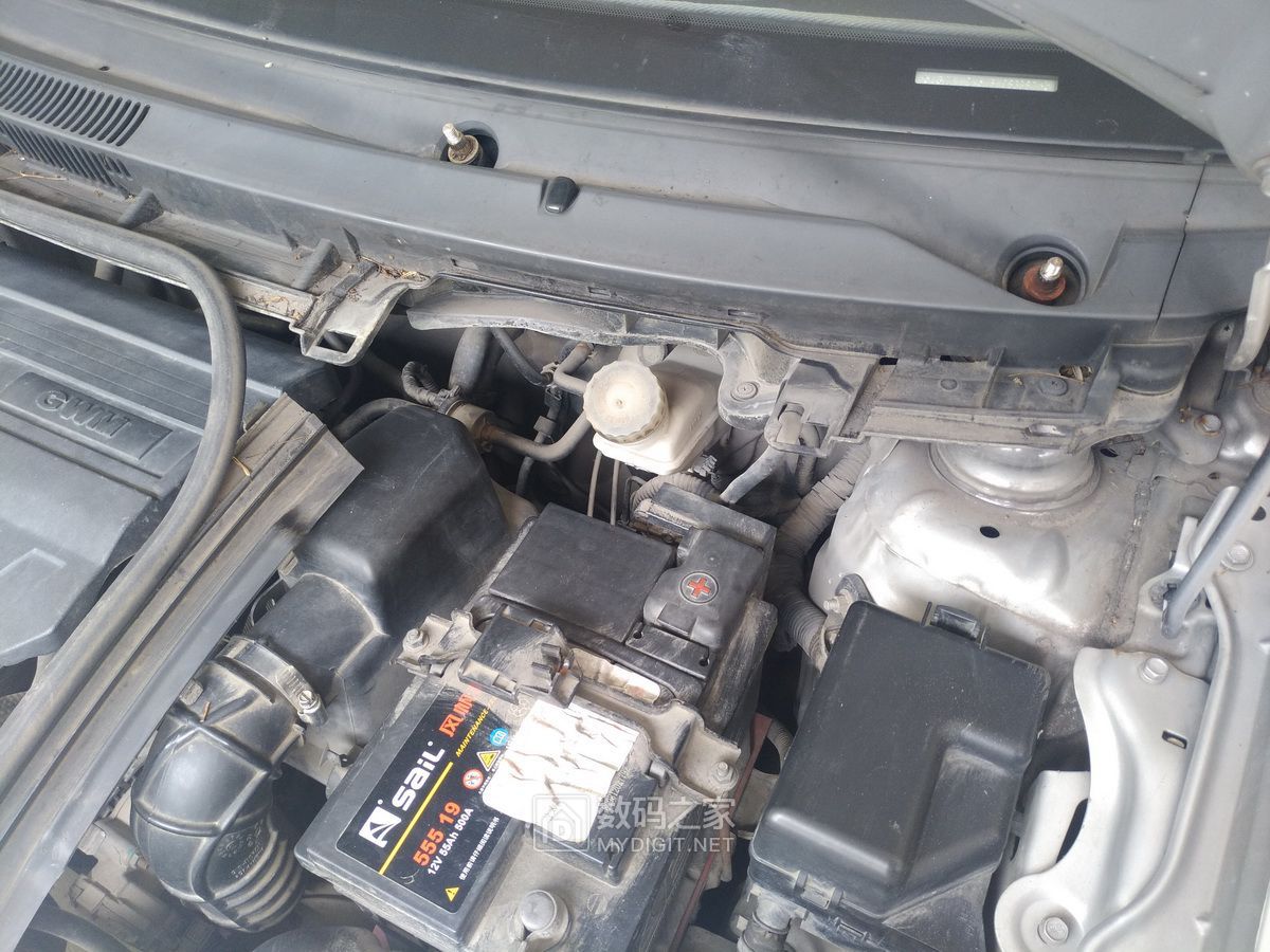 长城c30雨刷连杆怎么修,13年长城c30雨刮器怎么卸下来