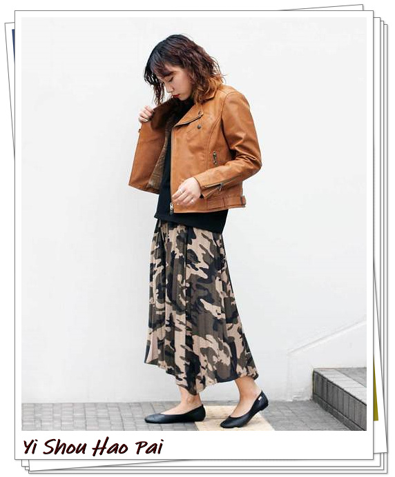 机车风格的皮夹克怎么搭配减龄,驼色皮夹克搭配什么颜色裙子好看
