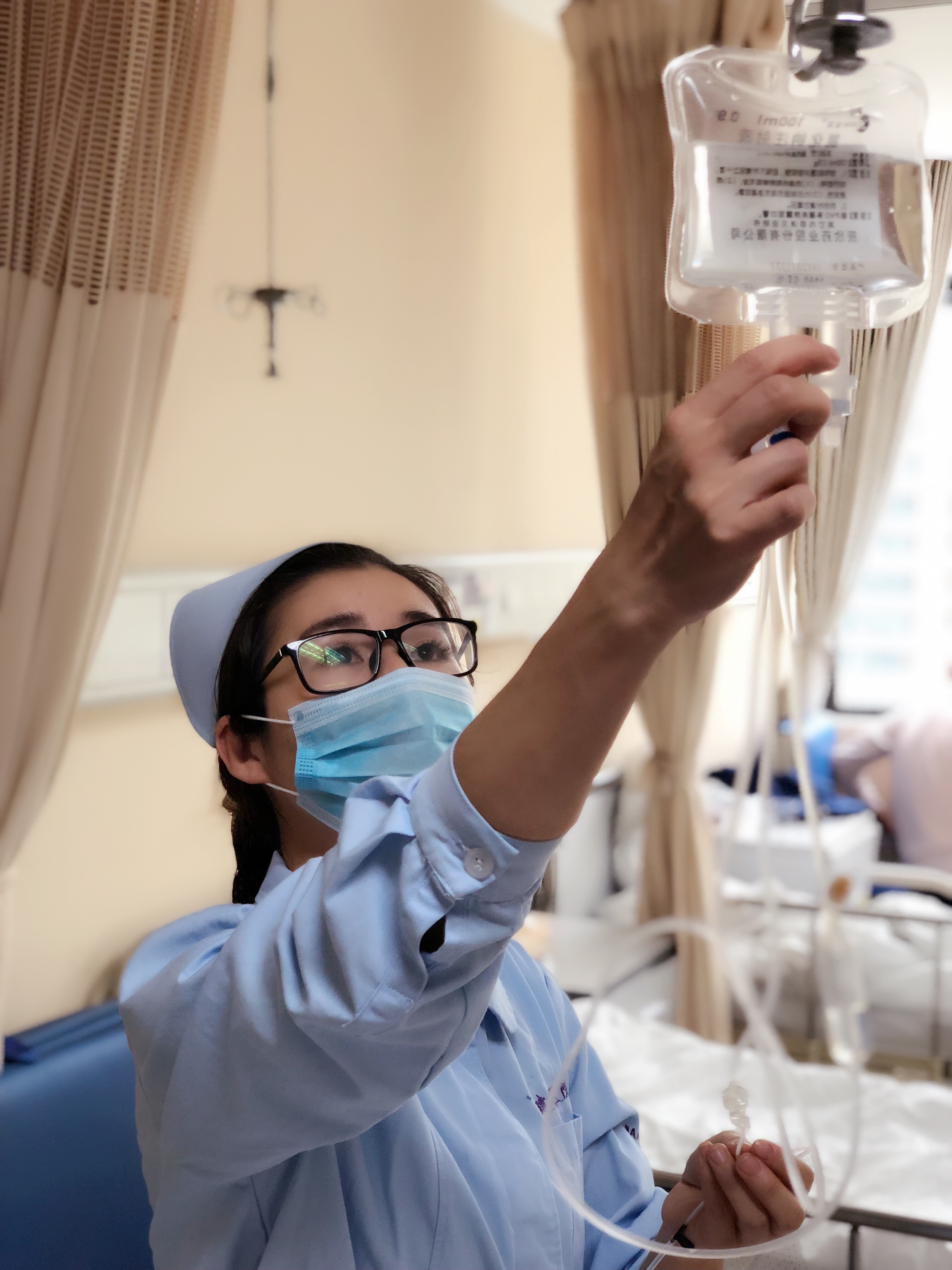 儿童医院吹气球,吹气球原来也能治病