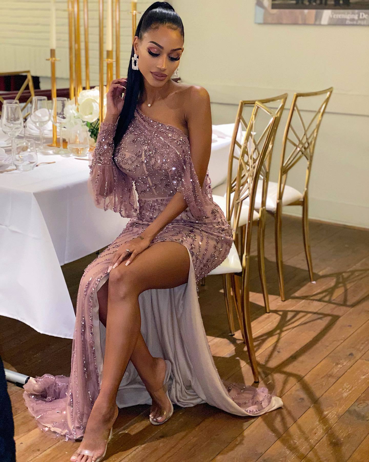 环球美女：范妮·内格莎