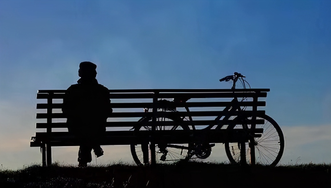 做你的心灵树洞,愿意成为你的心灵树洞