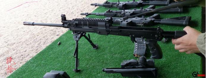 ak12枪械解析,科技以换壳为主