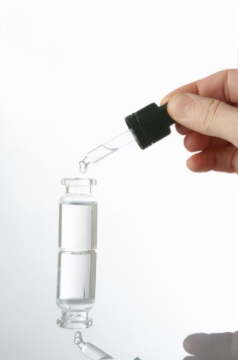 小众必买十大精华,值得入手的四款大牌精华