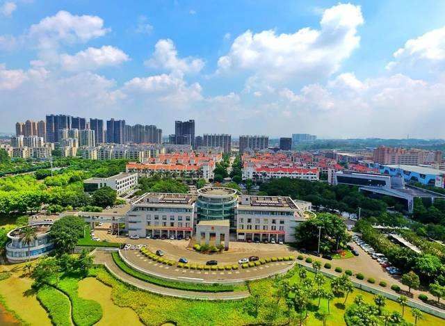 佛山狮山镇gdp全国排行,广东第一个gdp千亿狮山大镇在哪里