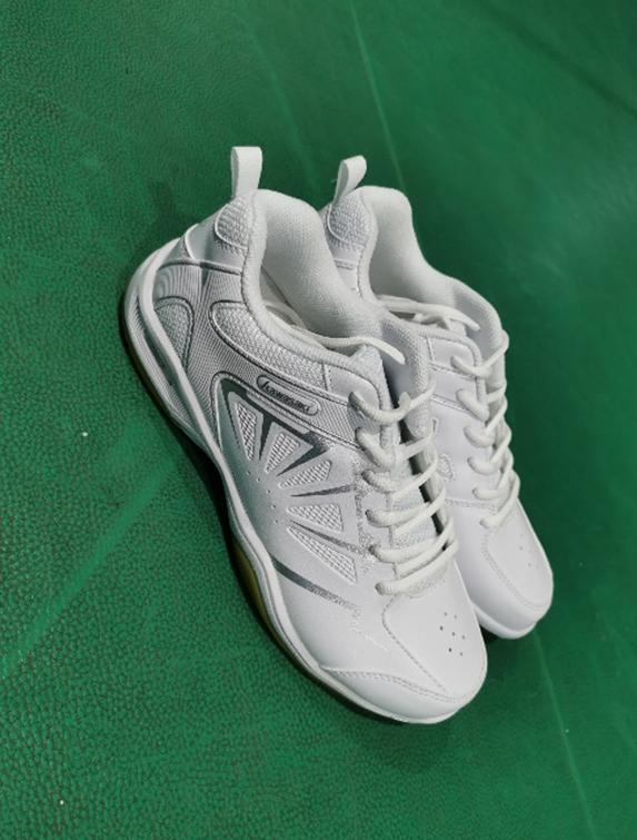 川崎羽毛球鞋追风系列k388d,川崎k359羽毛球鞋测评