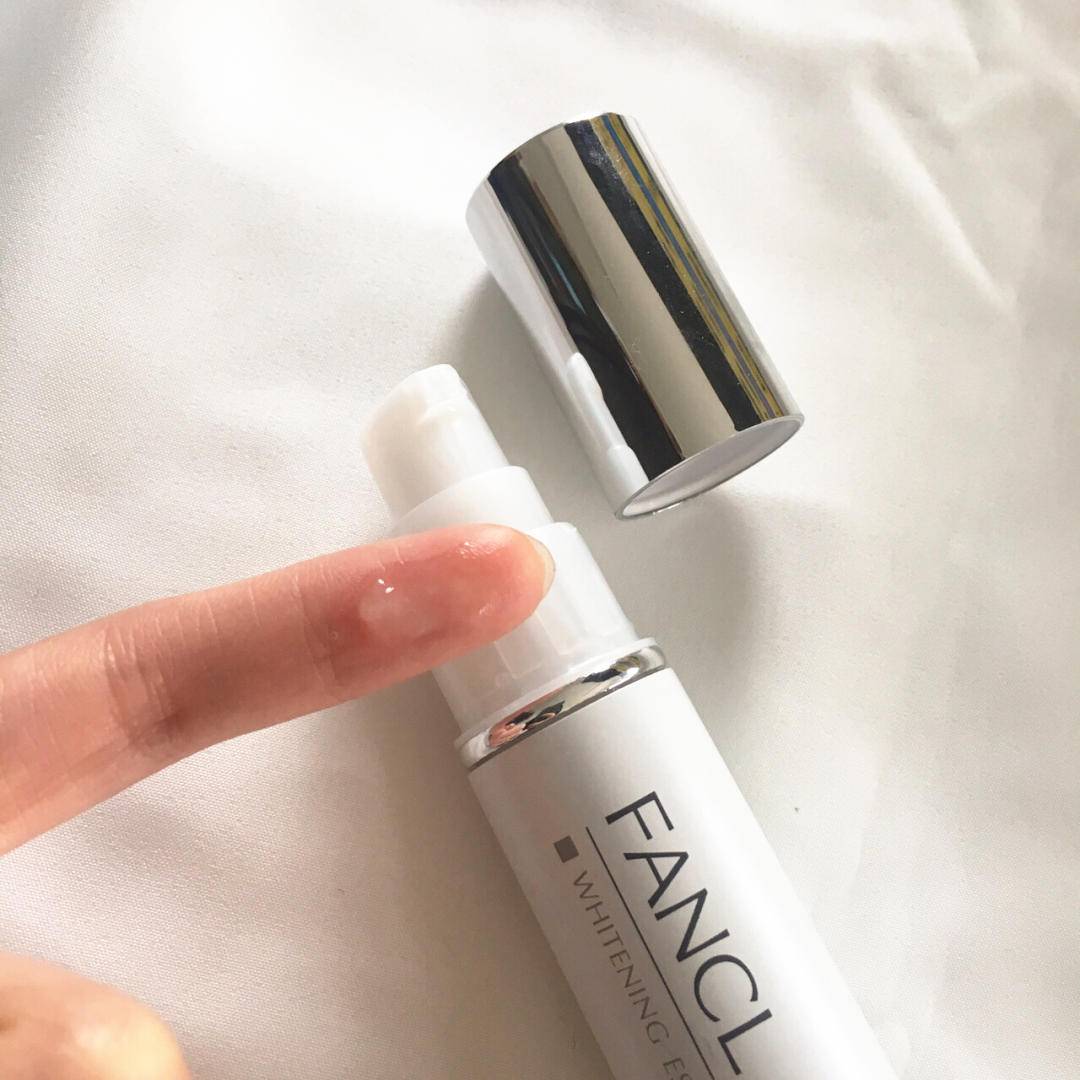 每天美白皮肤还是越来越黑,一直在美白却越来越黑的原因