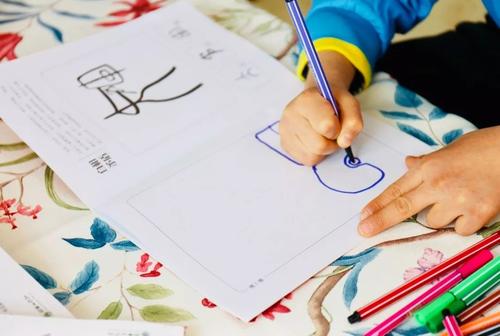 孩子识字还在死记硬背吗,儿童识字要死记硬背吗