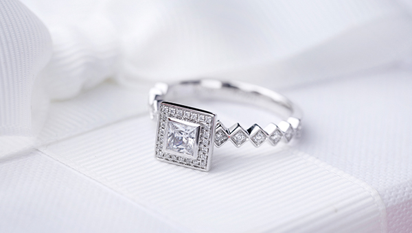 婚戒钻戒品牌排行榜大全,什么牌子钻戒一生只能买一个