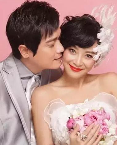 罗嘉良抛弃豪门养女,罗嘉良叶荣添生意失败卖盒饭