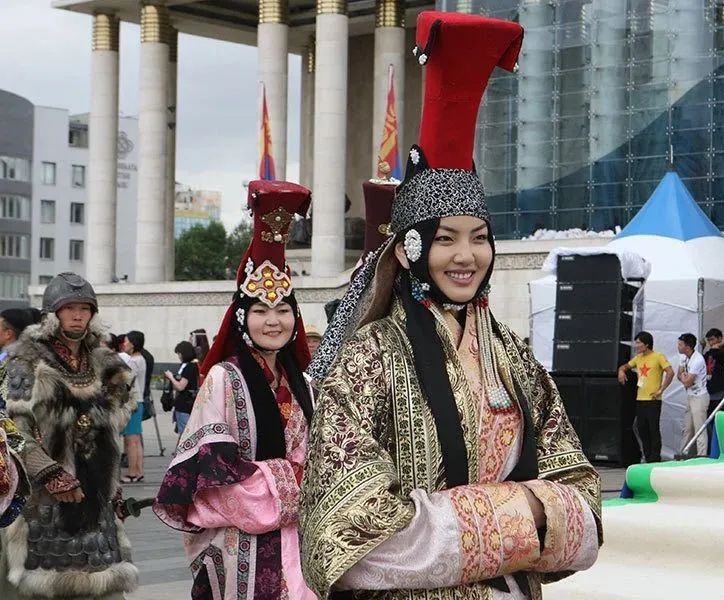 中华第一车:全程6天5夜,单程超6000元仍一票难求