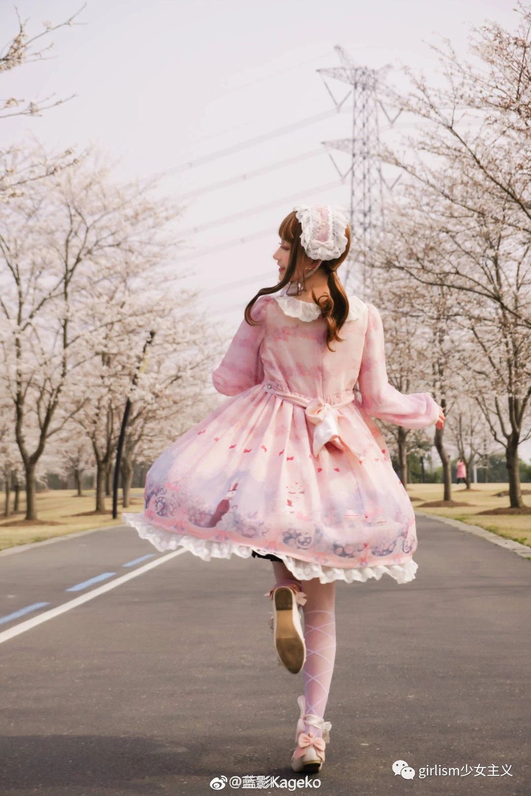 樱花与Lo|春天来了,好想穿上小裙子去赏花啊