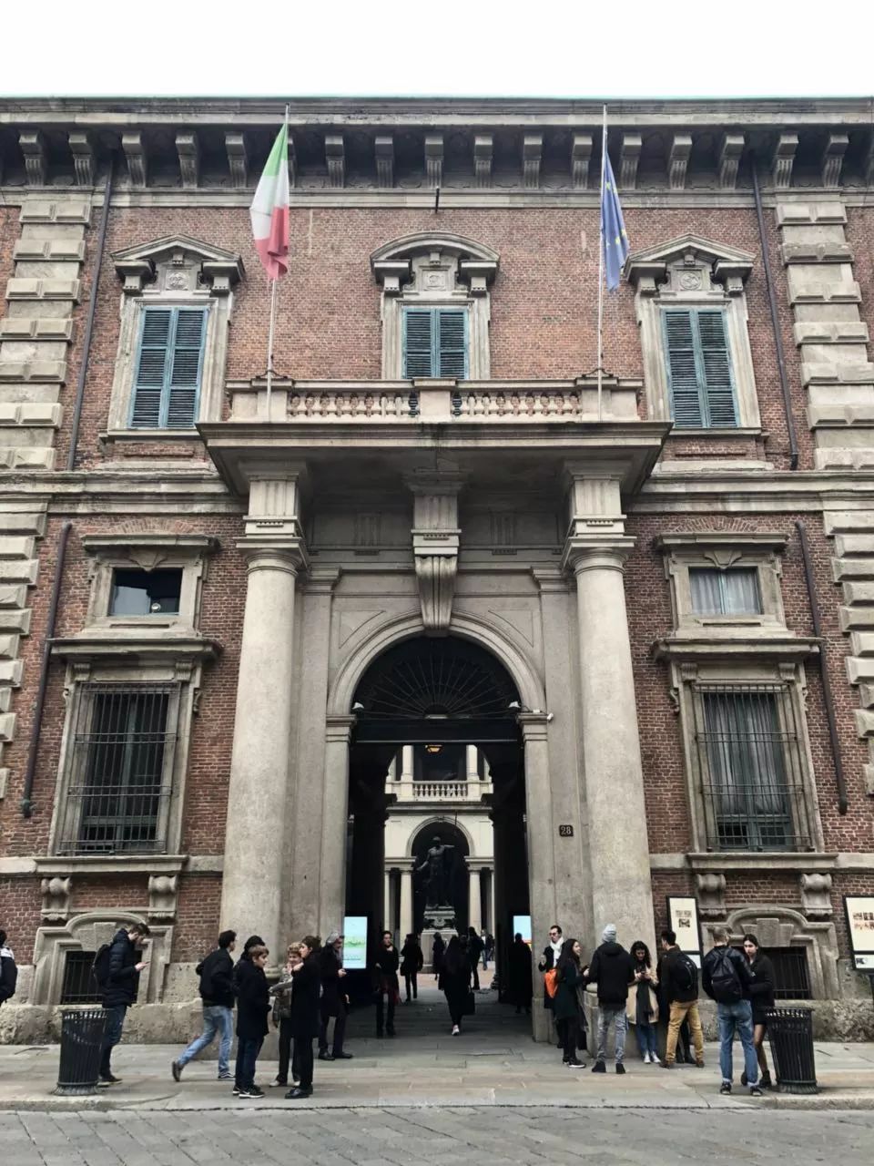 米兰的美术学院有哪些,说好不哭艺考