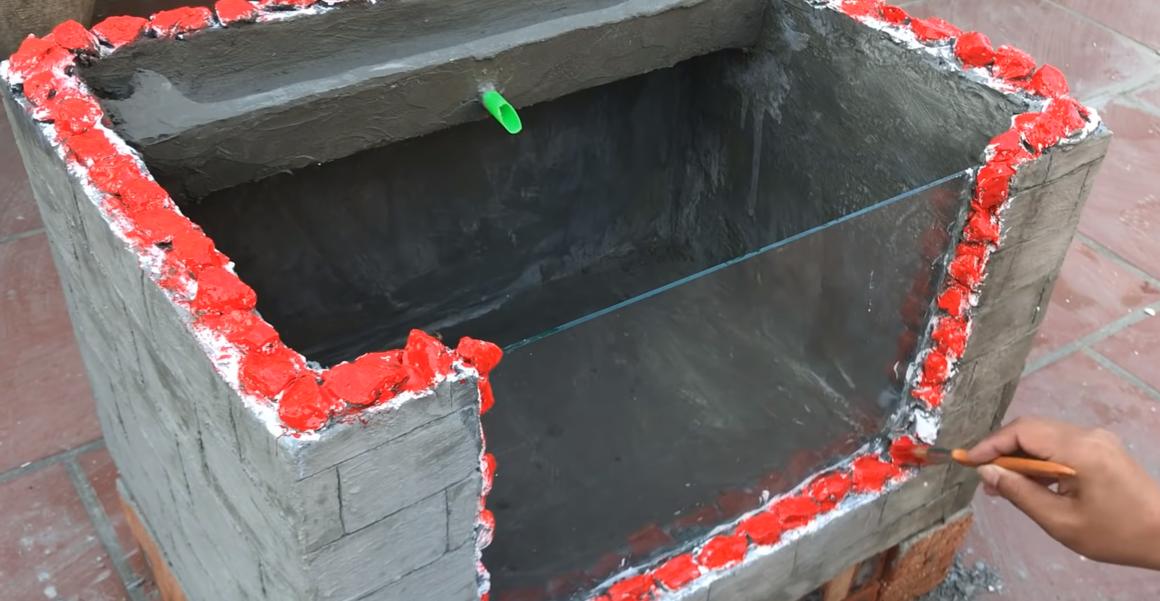 在家自做泡沫箱鱼缸,泡沫箱制作鱼缸养鱼