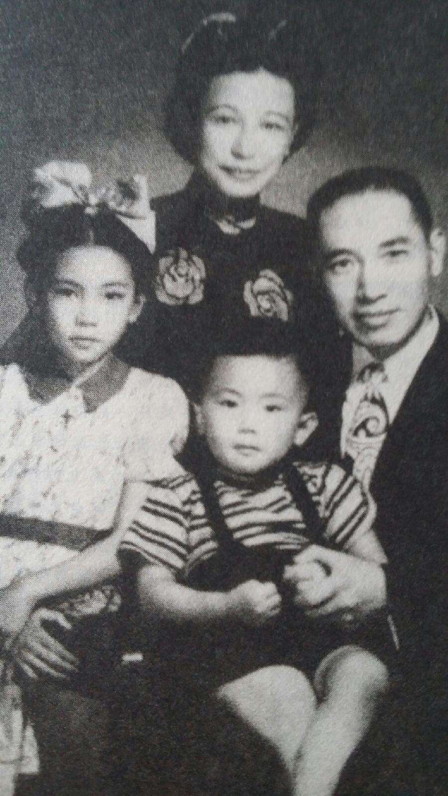 富家小姐嫁给穷后生，她婚后赚钱养家，不曾想丈夫却喜欢上了寡妇