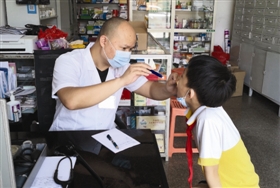 三十余载从医路诠释医者心,行医路任重而道远