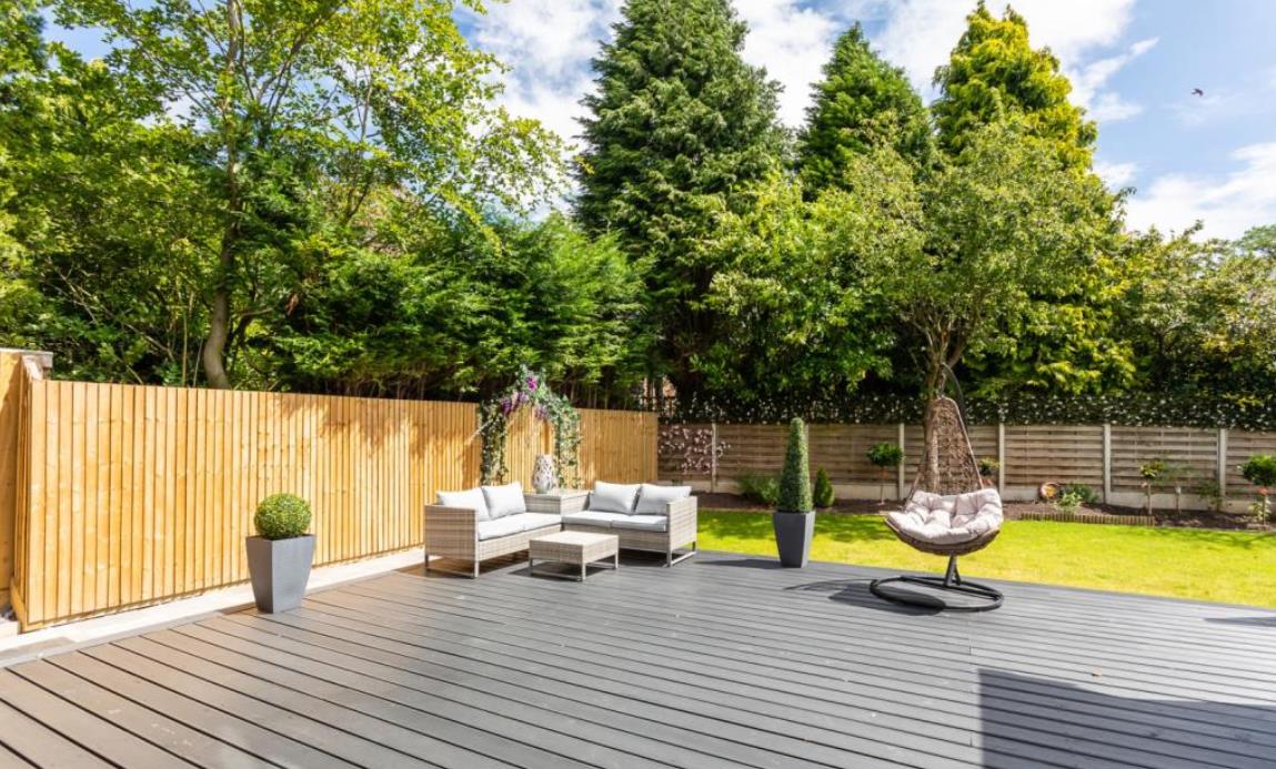 在英国100人民币能买到什么,100万英镑在英国能买什么房子