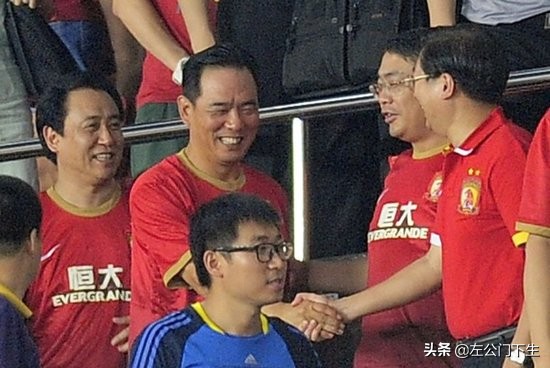 世界足坛最新全面消息,中国足球迎来重大喜讯