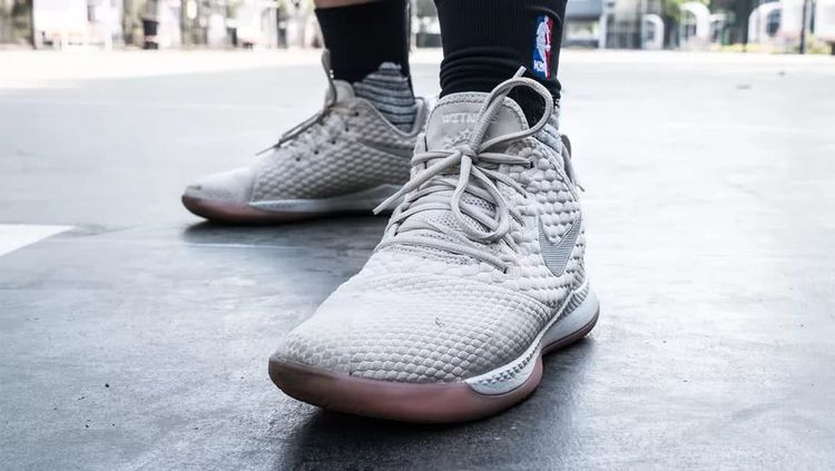 这4双被遗忘的实战好鞋,好看不贵