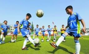 为什么中国很少足球场,为什么足球场这么少